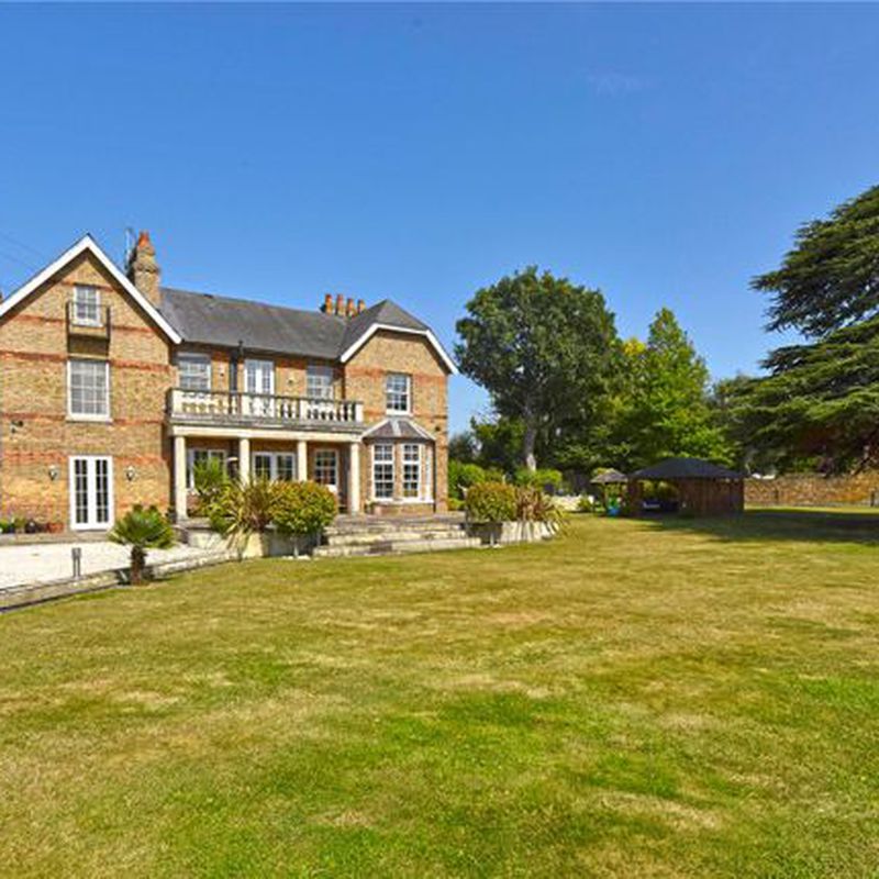 Detached house to rent in St. Marys Road, Middlegreen, South Bucks SL3 Middle Green