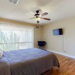 Rent 1 bedroom apartment of 69 m² in Palm Desert