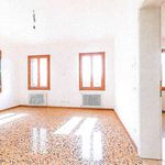 Rent 5 bedroom apartment of 122 m² in Venezia
