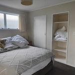 Rent 4 bedroom apartment in Rotorua