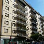 Affitto 6 camera appartamento di 205 m² in Palermo