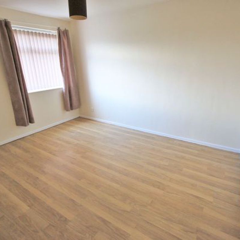 Flat to rent in Silverdale Road, Orrell, Wigan WN5 The Bell