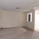 Rent 4 bedroom house in Gold Coast