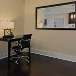 Rent 1 bedroom apartment of 650 m² in Ontario