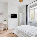Appartement de 99 m² avec 5 chambre(s) en location à Lille