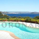 Rent 5 bedroom house of 500 m² in Palau