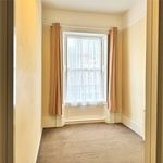 Rent 3 bedroom apartment in Farnham