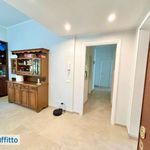 Rent 4 bedroom apartment of 125 m² in Roma