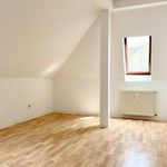 Rent 4 bedroom apartment of 83 m² in Chemnitz