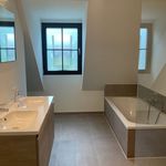 Rent 3 bedroom house of 389 m² in Zwevegem