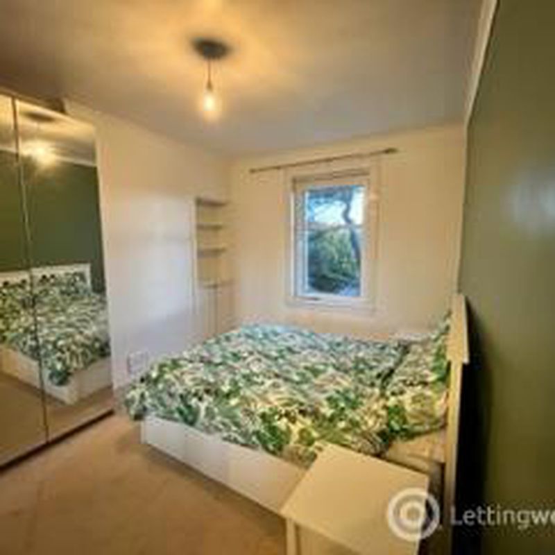 1 Bedroom Flat to Rent at Busby-Clarkston-and-Eaglesham, East-Renfrewshire, Glasgow, Glasgow-City, England Southfield