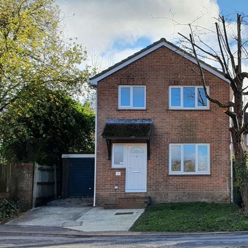 Detached house to rent in Herriard Way, Tadley RG26 Tadley Hill