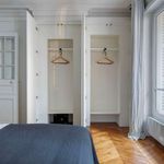 Appartement de 117 m² avec 3 chambre(s) en location à Paris