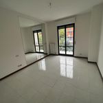 Affitto 3 camera appartamento di 75 m² in Chieti