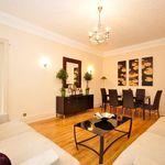 Rent 2 bedroom apartment of 82 m² in London