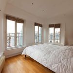 Rent 1 bedroom apartment of 69 m² in Paris