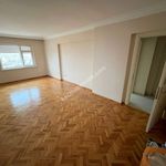 Rent 4 bedroom apartment of 130 m² in Sahrayıcedit