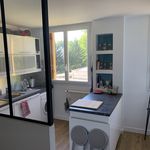 Rent 2 bedroom apartment of 66 m² in Versailles
