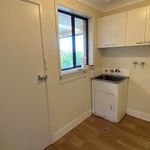 Rent 3 bedroom house in Parkes