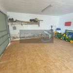 Rent 4 bedroom house of 150 m² in Albacete