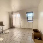 Rent 2 bedroom apartment of 39 m² in Crépy-en-Valois