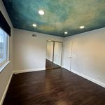 Rent 5 bedroom apartment of 264 m² in Belmont