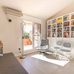Rent 5 bedroom house of 265 m² in Gavà