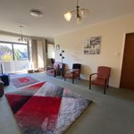 Rent 2 bedroom apartment in Albury
