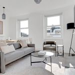 Rent 2 bedroom flat of 79 m² in London