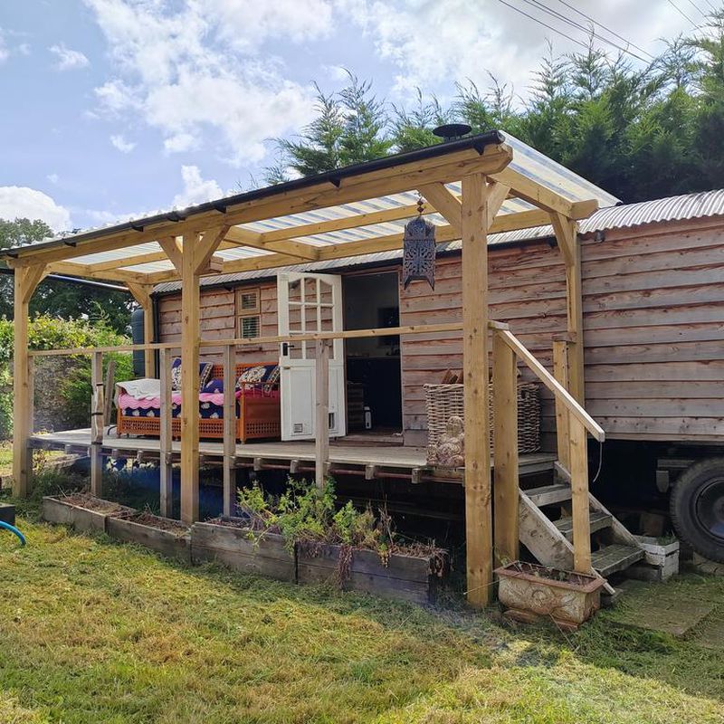 Lyme Road, Axminster, Devon EX13 1 bed log cabin to rent - £800 pcm (£185 pw)