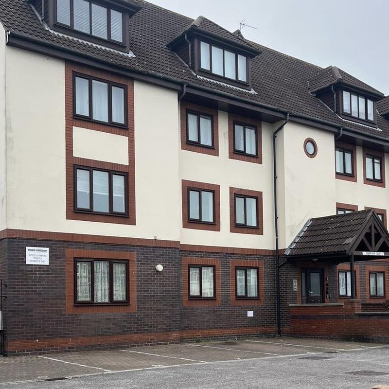 2 bed Apartment To Let  in Grantham Road, Kingswood, Bristol | Oak Estate Agents Two Mile Hill