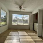 Rent 2 bedroom apartment of 1036 m² in West Palm Beach