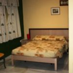Rent 6 bedroom house of 300 m² in Motril