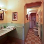 Rent 2 bedroom apartment of 100 m² in Florence