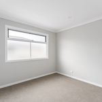 Rent 4 bedroom apartment in Victoria