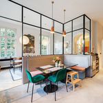 Rent 5 bedroom house of 540 m² in Ixelles
