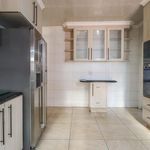 Rent 3 bedroom house of 250 m² in Johannesburg
