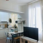 Rent 4 bedroom apartment of 56 m² in Madrid