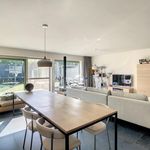 Maison de 200 m² avec 3 chambre(s) en location à Kortrijk