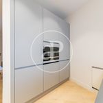 Rent 3 bedroom apartment of 181 m² in madrid