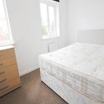 Rent 4 bedroom flat in Hatfield