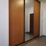 Wynajmij 3 sypialnię dom z 84 m² w Warszawa