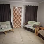 Rent 3 bedroom house of 1006 m² in uMhlathuze