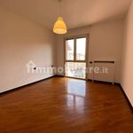 Affitto 5 camera appartamento di 265 m² in Legnano
