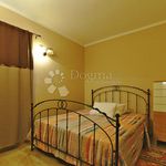 Rent 5 bedroom apartment of 180 m² in Opatija
