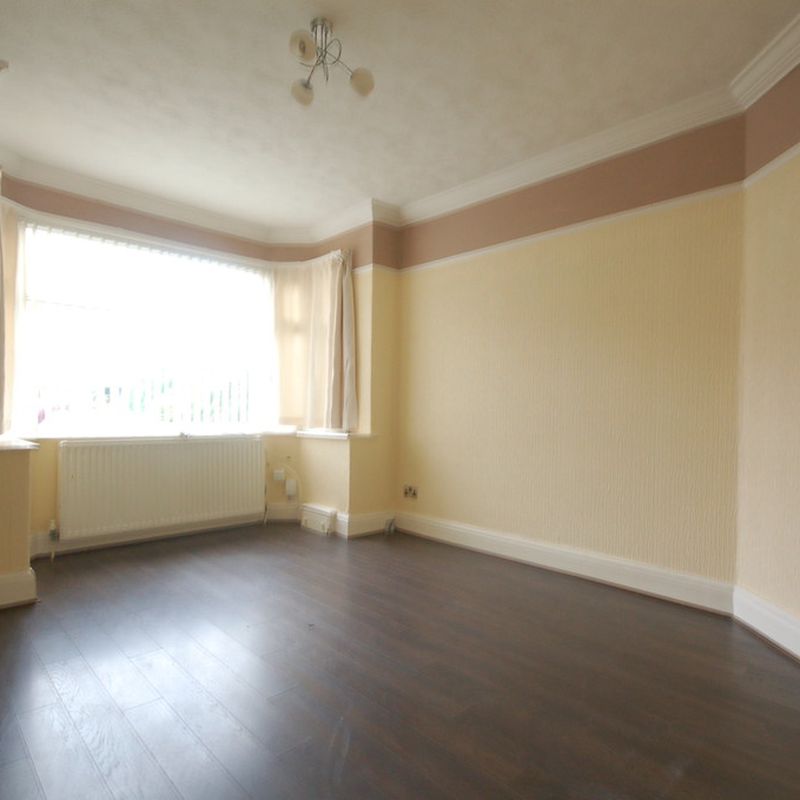 To Let 2 Bed Mid Terraced House 71 Southbank Avenue £685 pcm Marton Moss Side