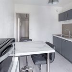 Rent 2 bedroom apartment of 51 m² in Arrondissement of Nantes