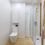 Rent a room of 118 m² in València