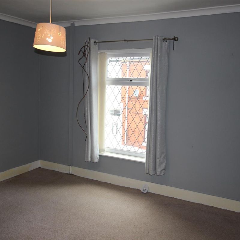 2 Bedroom Terraced House for Rent Newtown