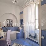 Affitto 3 camera appartamento di 130 m² in Salerno